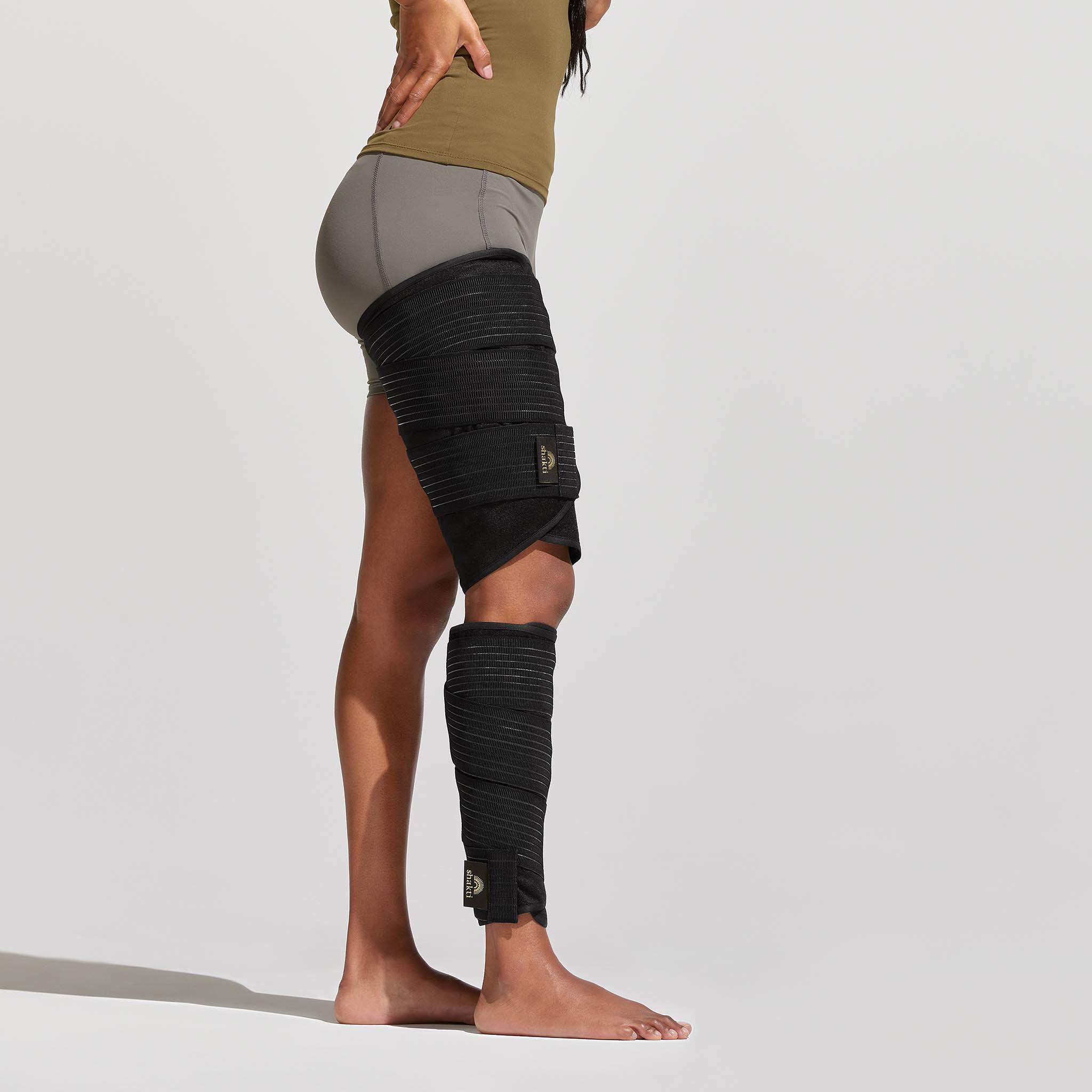Shakti Acupressure Belt 太もも、ふくらはぎ　レギュラー Acupress Leg Wraps – Shakti Mat USA